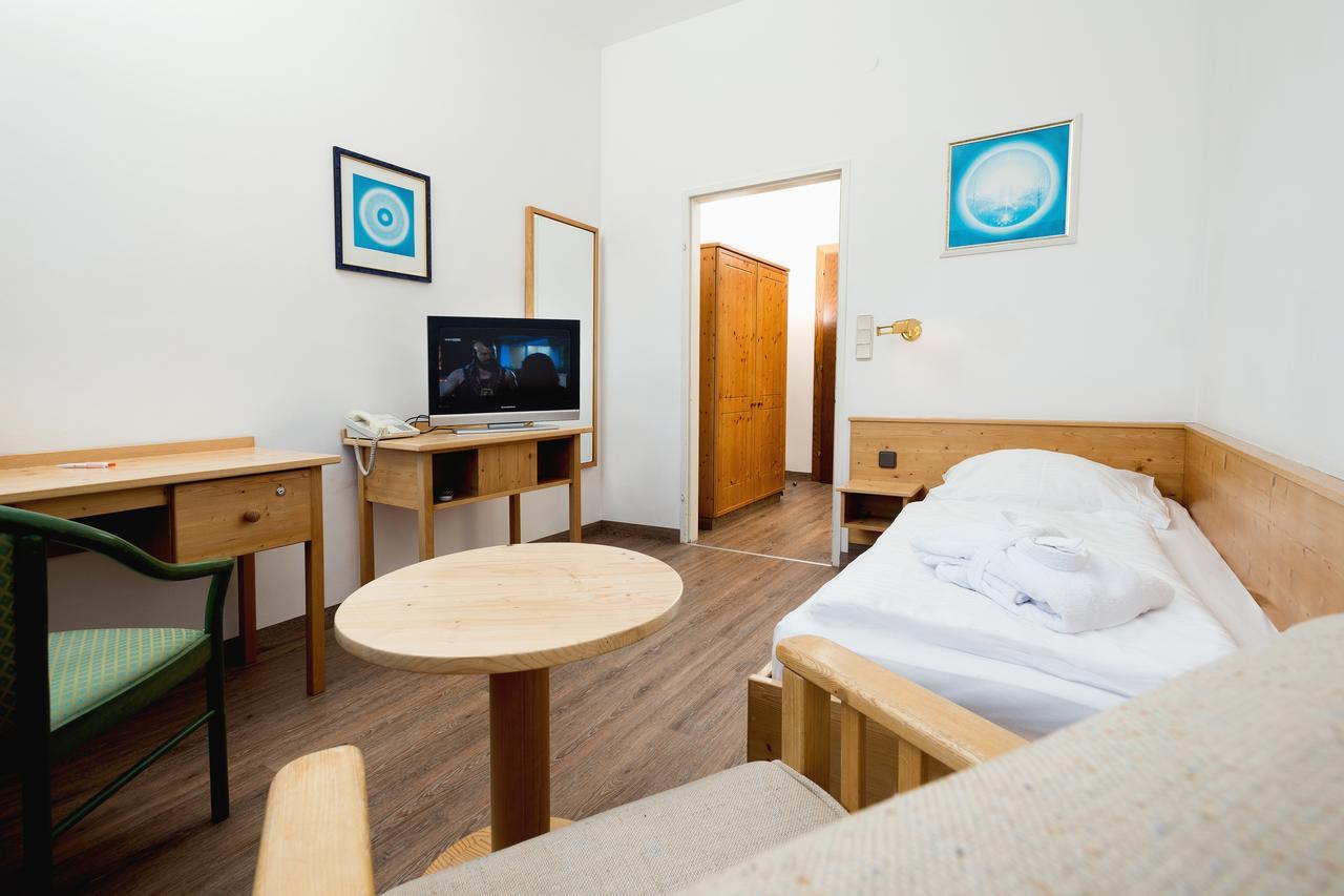 Gesundheitsresort Agathenhof Micheldorf  Buitenkant foto